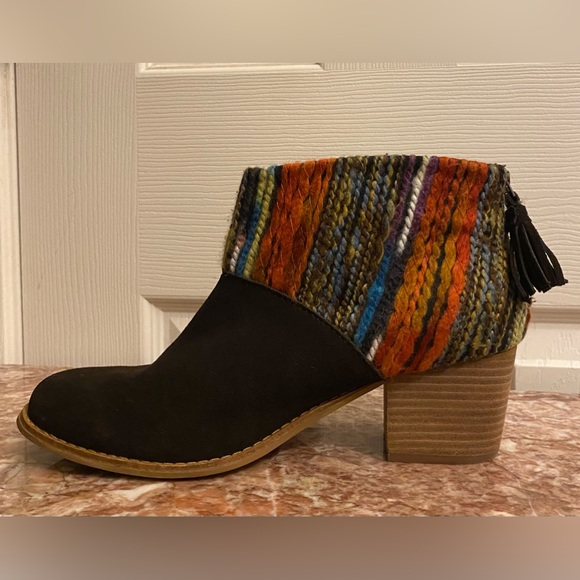 TOM’S Leila Chocolate Suede Multi colored Textile Ankle Boots; Size 9.5; LNWOT. - Picture 7 of 12